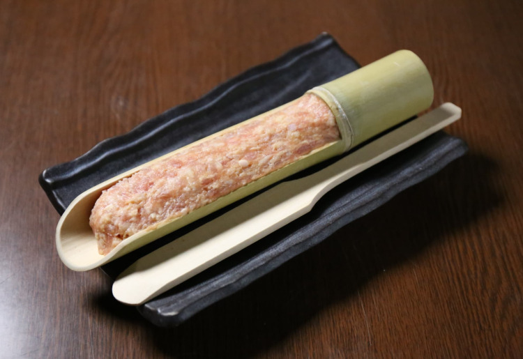 5.しゃぶしゃぶ　追加自家製つくね　100ｇ(tsukune／ Shabu-shabu with additional homemade chicken meatballs 100g)